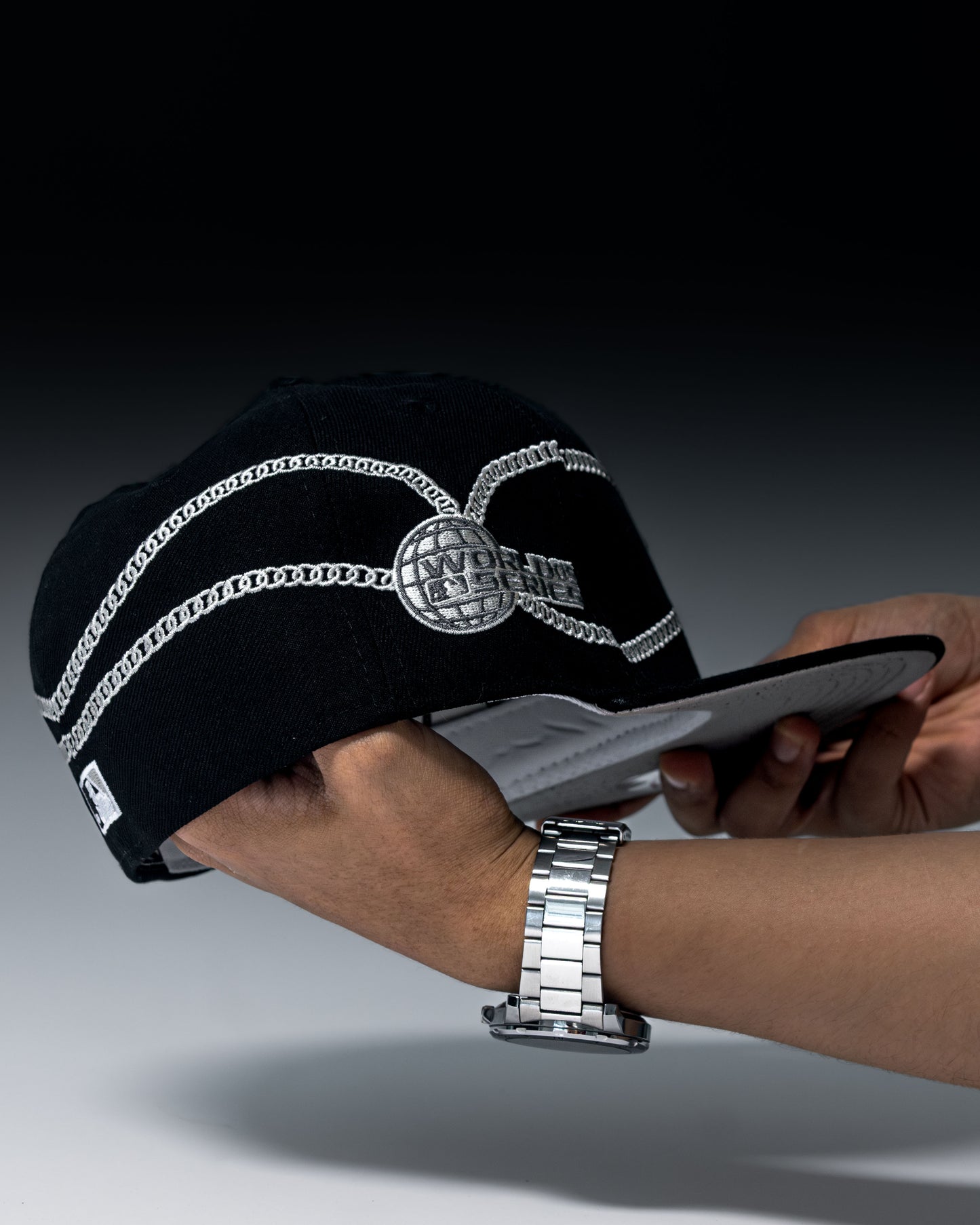 new era chain plateada